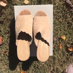 Natural suede mules